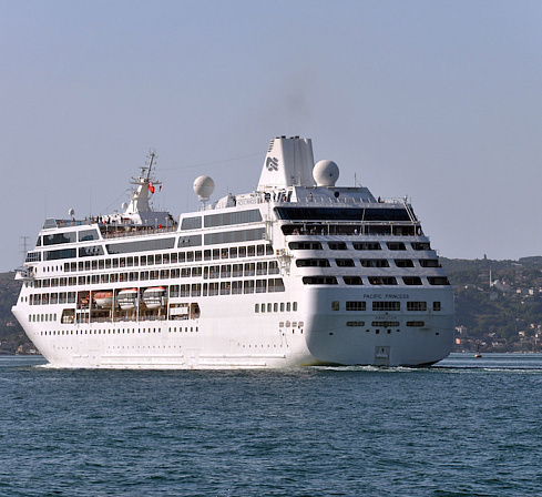 Круизный лайнер Pacific Princess